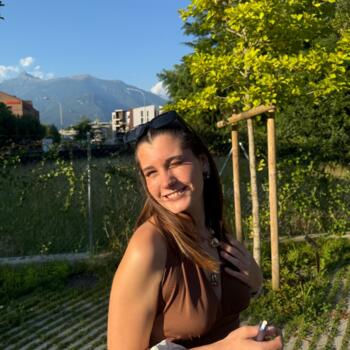 Babysitter in Arizzano: Eleonora