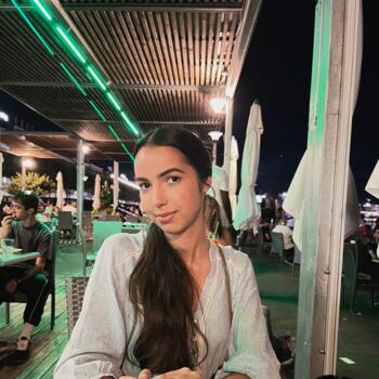 Baby-sitter in Genève: Salma Rose