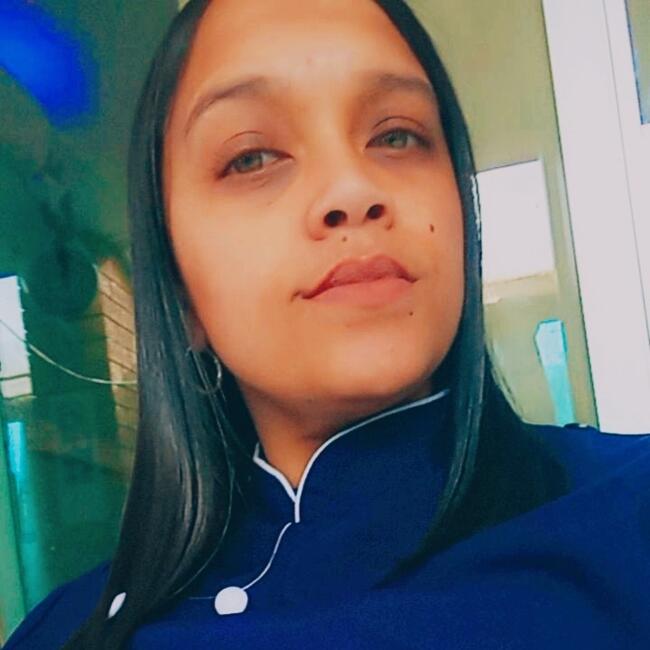 Babysitter in Cape Town: Cher