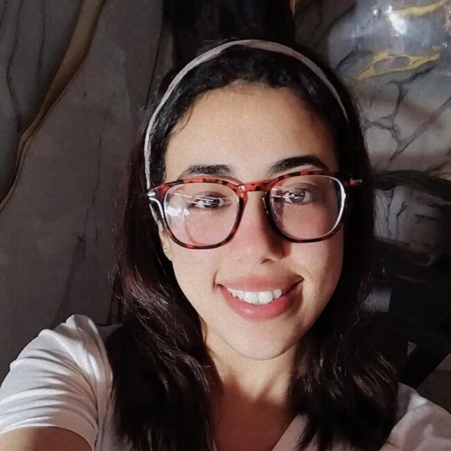 وظيفة جليسة أطفال في سلا: Farah