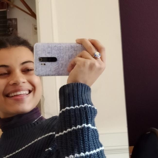 Babysitter in Tourcoing: Lou