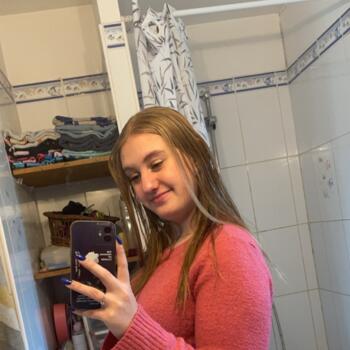 Babysitter in Linselles: Candice