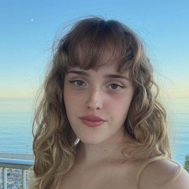 Babysitter in Granada: Gloria