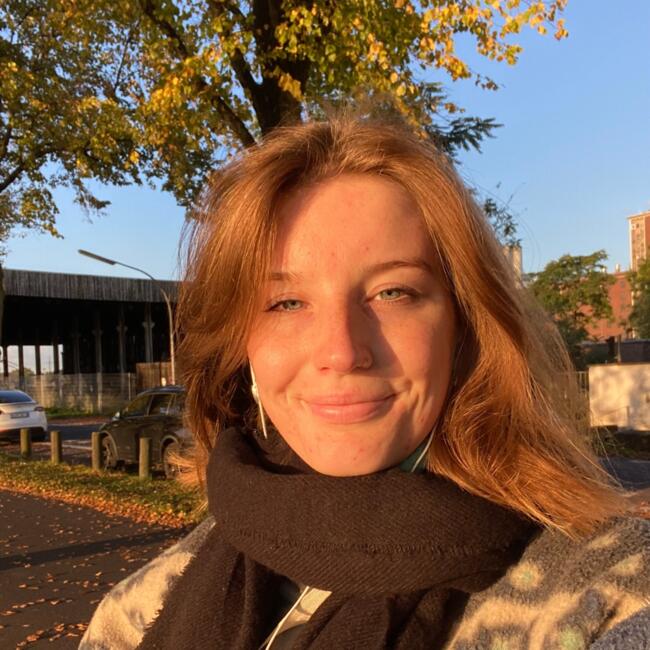 Babysitter in Köln: Larissa