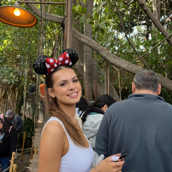 Babysitter in Adelaide: Annabel