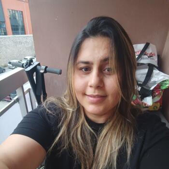 Babysitter in Nice: Mouna