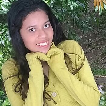 Babysitter Maracay: Eidryn Michelle
