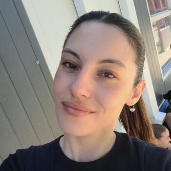 Niñera en San Rafael: Ariana