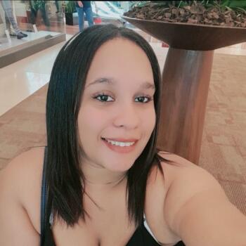 Babá em Pradópolis: Liliane