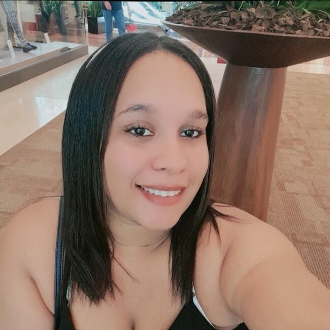 Babá em Pradópolis: Liliane