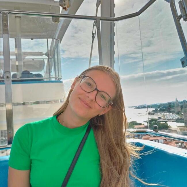 Babysitter in Villeurbanne: Camille