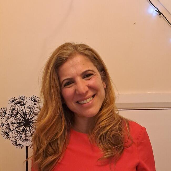 Babysitter in Worthing: Perihan