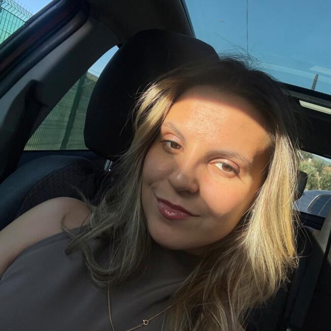 Babysitter in Fundão: Rita