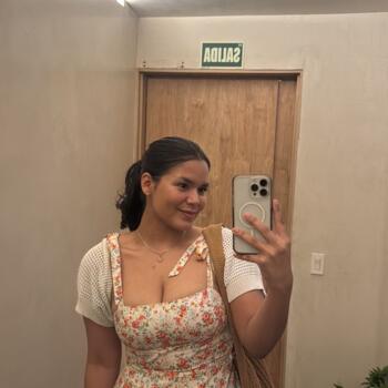 Babysitter in Panama City: Melanie