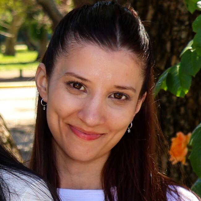 Babysitter in Buenos Aires: Maria Victoria