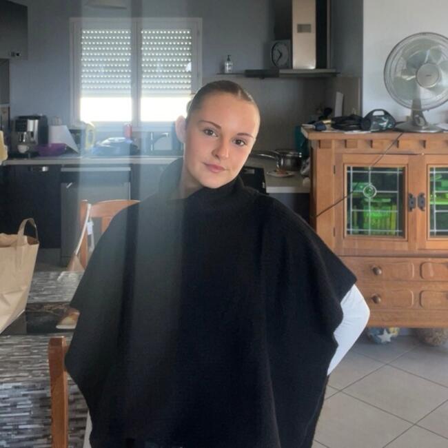 Babysitter in Soucieu-en-Jarrest: Louane