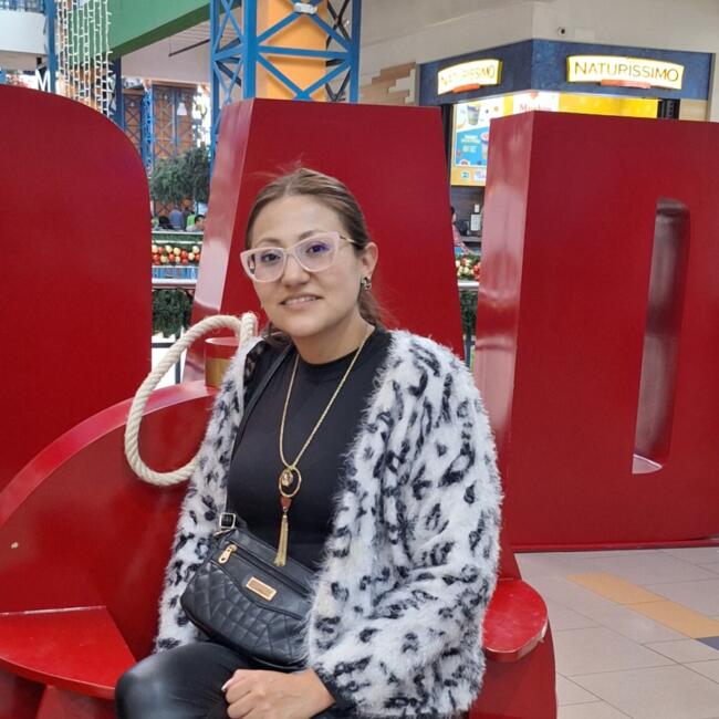 Niñera en Quito: Denis Lucia