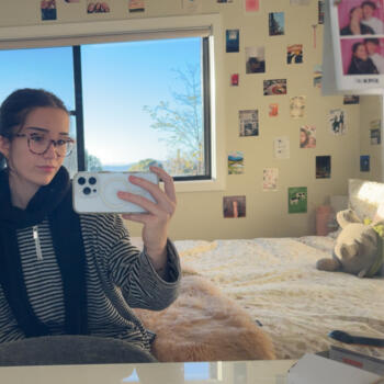 Babysitter Queanbeyan: Olivia