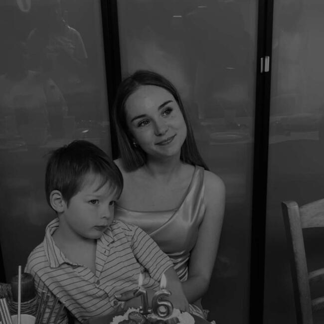 Babysitter in Saint-Étienne-du-Rouvray: Romane