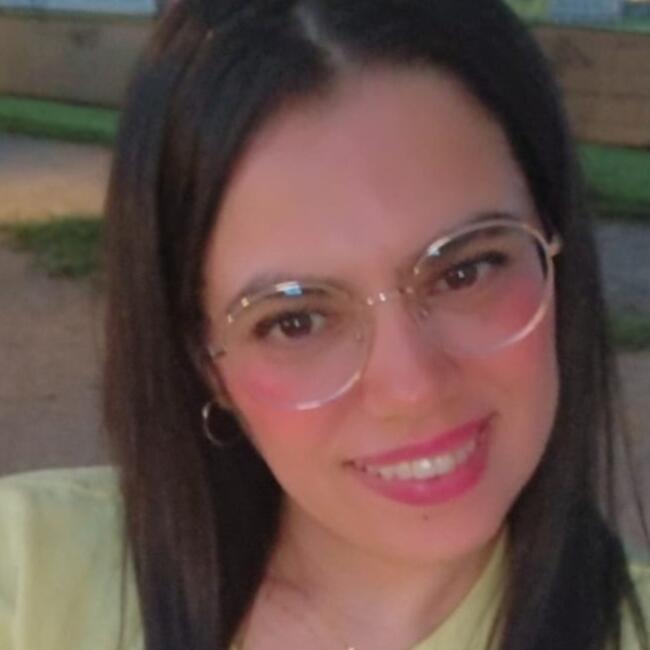 Babysitter στην περιοχή Γενέβη: Samira