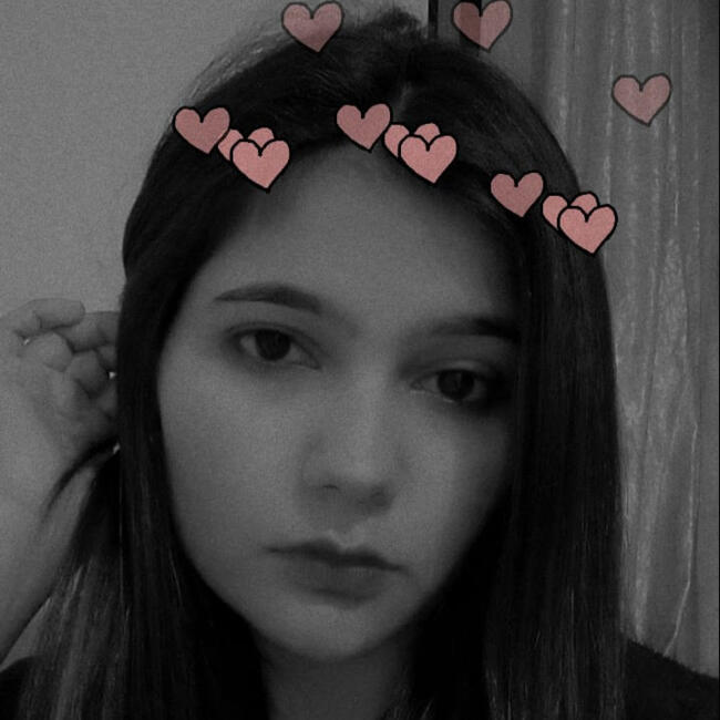 Kurseong में बेबीसिटर: Rizza