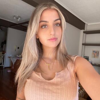 Nanny in Rhodes: Μαρω