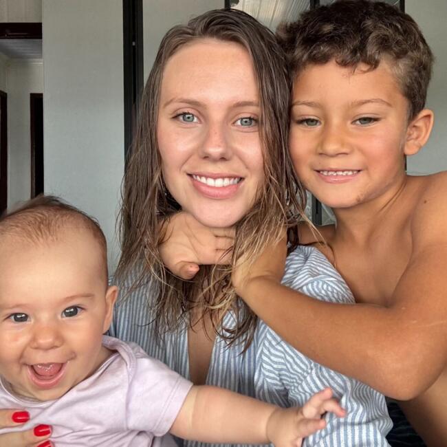 Babysitting job in Curitiba: Karina