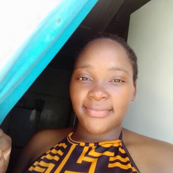 Babysitter Roodepoort: Makanaka