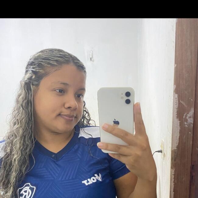 Babysitter in Belém: Valesca