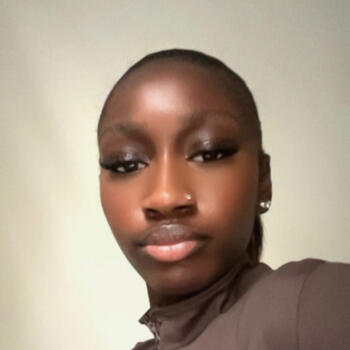 Babysitter in Charenton-le-Pont: Niouma