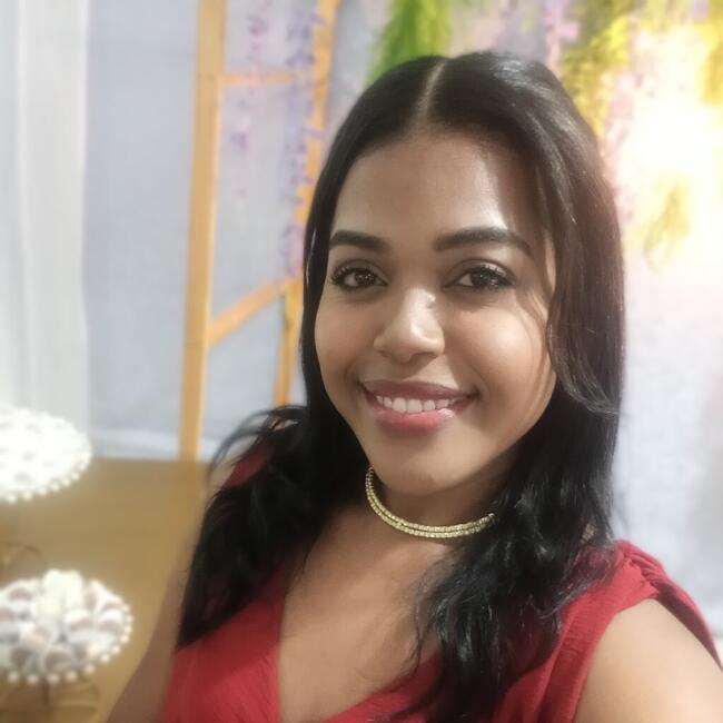 Babysitter in Salvador: Desirrê