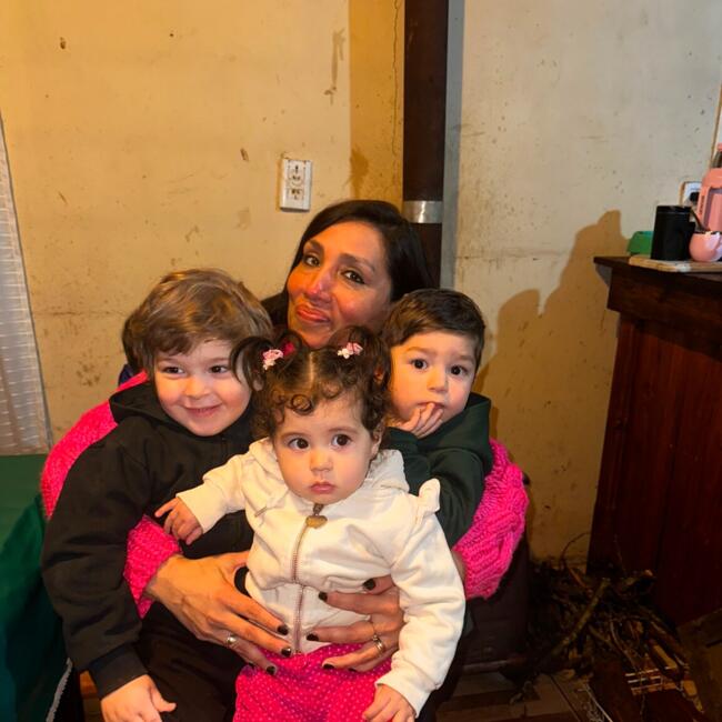 Babysitter in Merlo (Buenos Aires): Cinti R