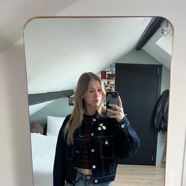 Babysitter in Arlon: Lilas