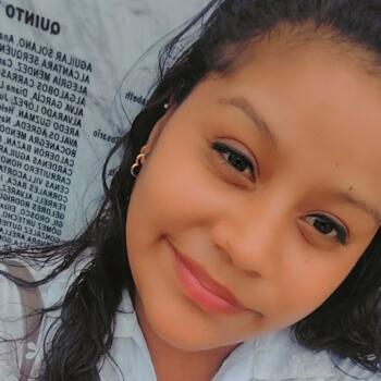 Niñera en Trujillo: Lucia salem