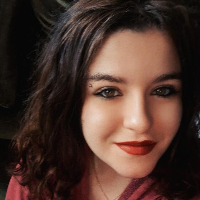 Babysitter in Jullouville: Océane