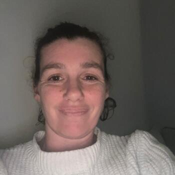 Babysitter Gloucester: Hayley