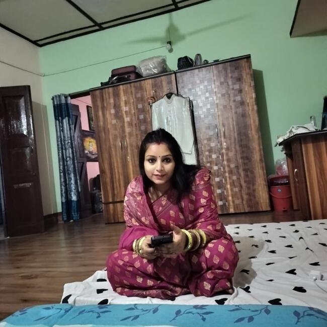 दिल्ली में बेबीसिटिंग की नौकरी: Komal