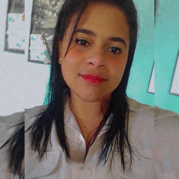 Babysitter in Canelones: Jennifer