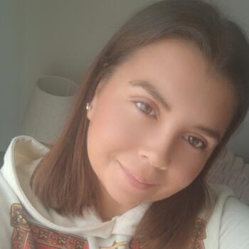 Baby-sitter in Padre Hurtado: Nicol