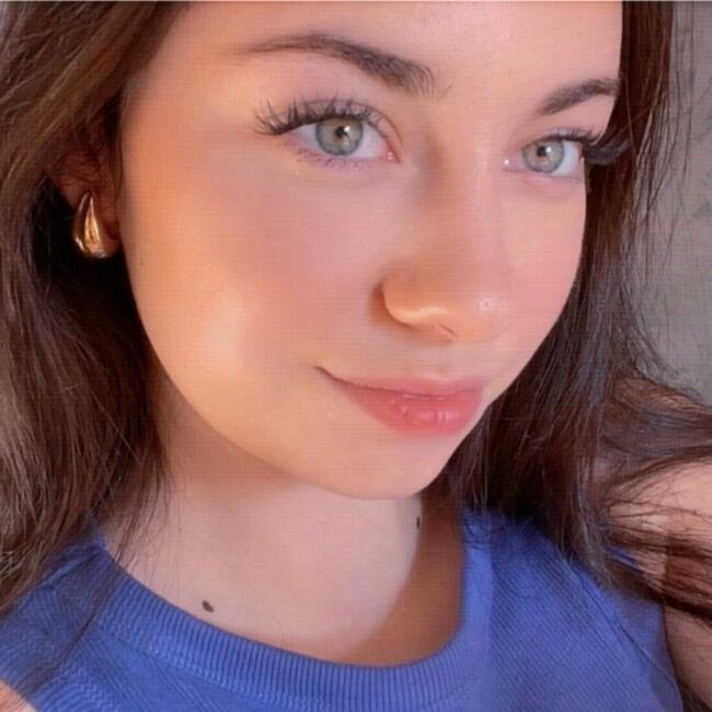 Babysitter in Osijek: Lea