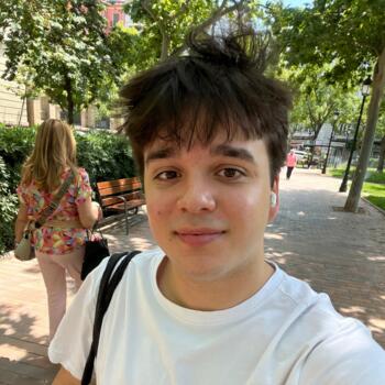 Canguro en Zaragoza: Alejandro