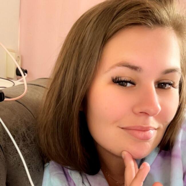 Babysitting job in Hellevoetsluis: Michelle