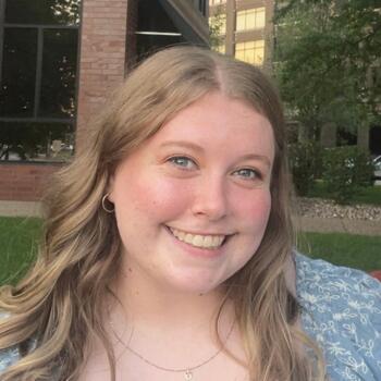 Nanny in Davenport (Iowa): Ravyn