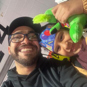 Babysitting job in Paw Paw: babysitting job Robert