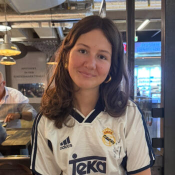 Babysitter Therwil: Anika