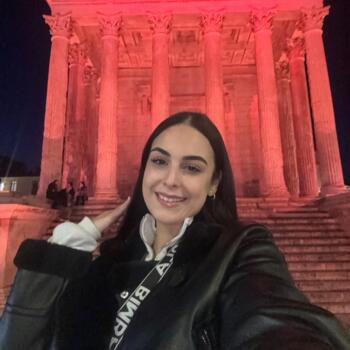 Babysitter in Alicante: Lucia