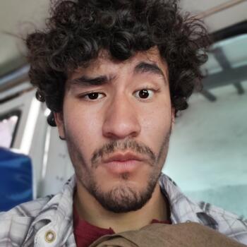 Babysitter in Santa Cruz: Sebastian