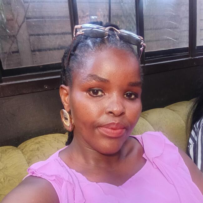 Babysitter in Inanda: Sphiwinhlanhla