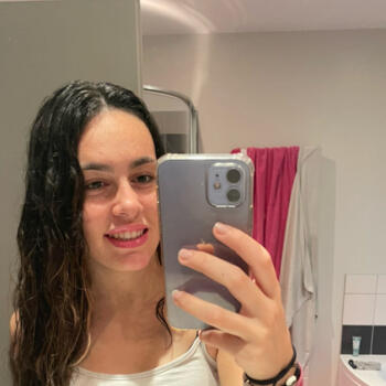 Babysitter in Granville: Lilou