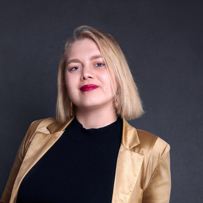 Babysitter in Vals-les-Bains: Emeline